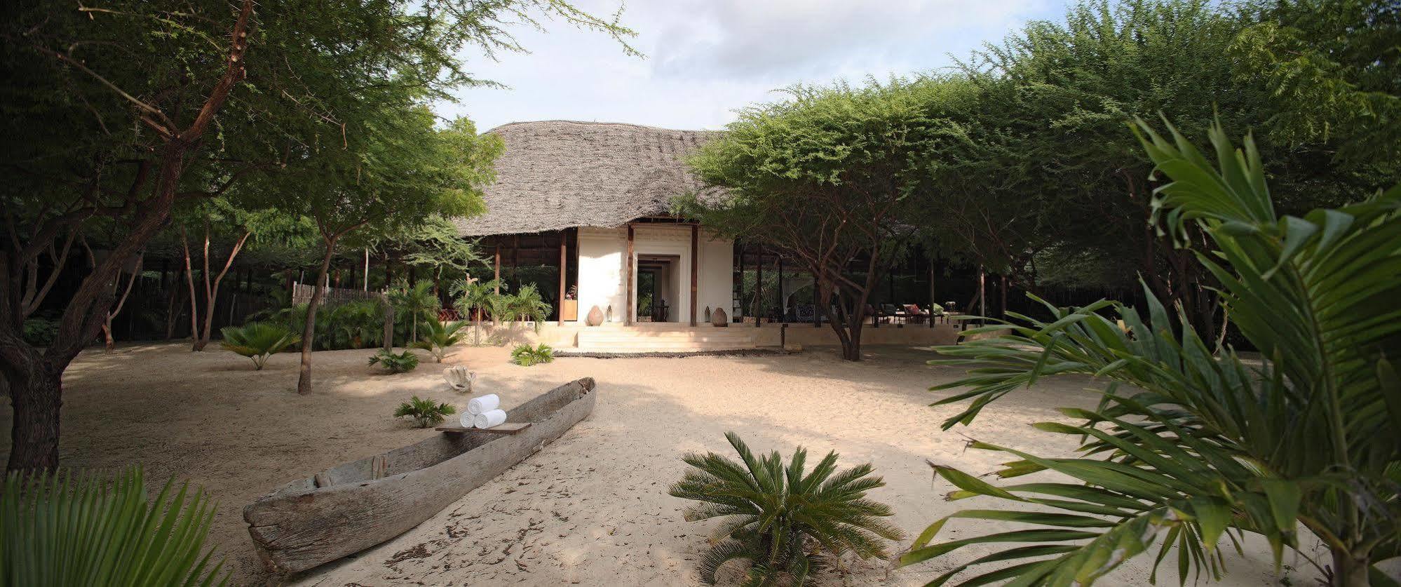 The Red Pepper House Hotel Ламу Екстериор снимка